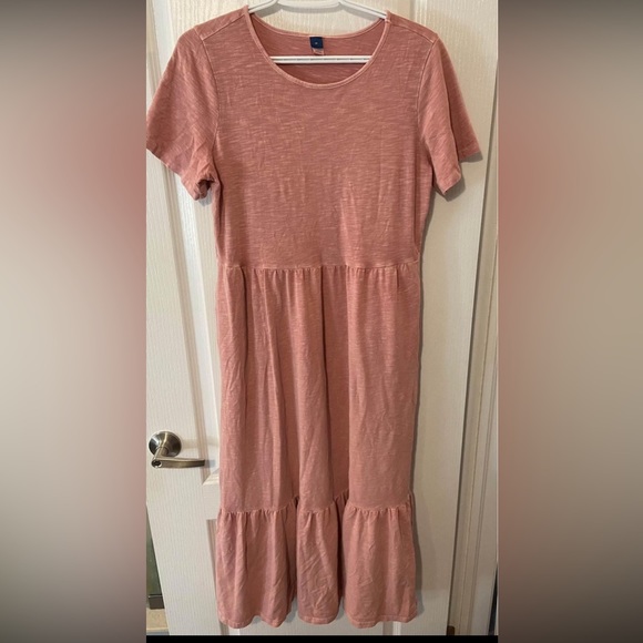 Women’s Peach Colored Old Navy Maxi Dress - Picture 1 of 1